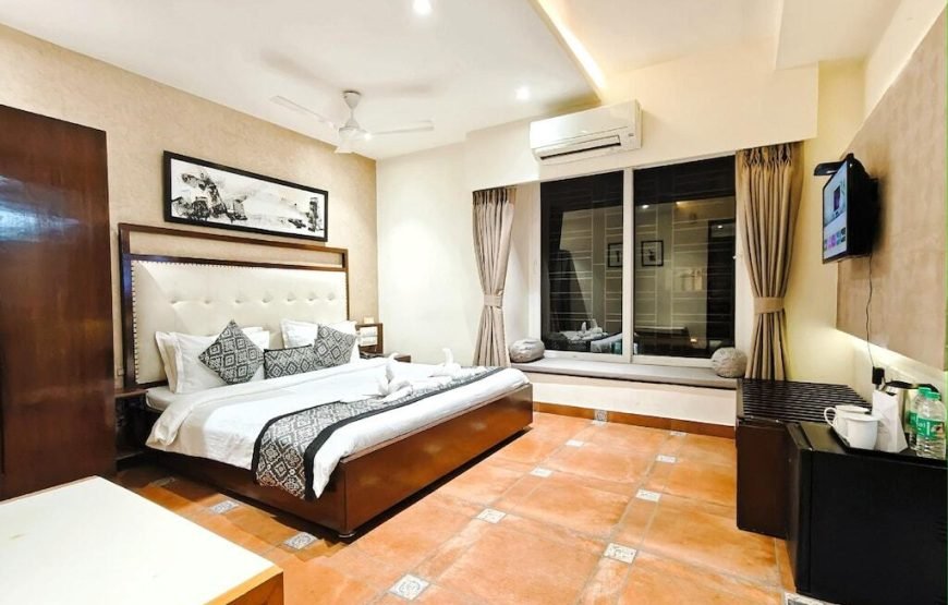 The Palm Aryan Rooms