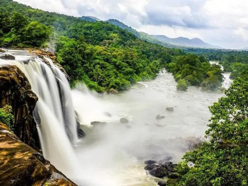 Pollachi-Athirapally – Valparai Tour Package